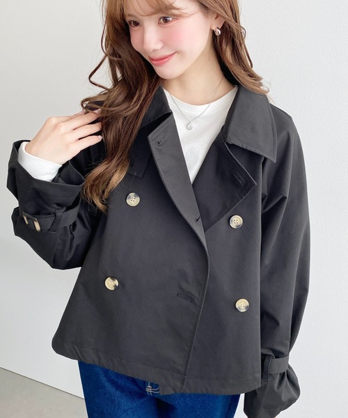 moment+(モーメントプラス)の「【累計販売枚数1万枚突破!】コットンライクツイルキャンディスリーブショートトレンチ(トレンチコート・レディース・グレイッシュベージュ/ブラウン/ライトカーキ/ブラック/ベージュ/アイボリー/カーキ/ネイビー・M/L/S)」の19枚目の写真