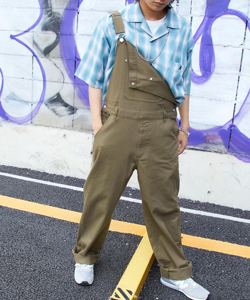 KANGOL（カンゴール）の「KANGOL/カンゴール別注 ロゴ刺繍 ワイドオーバーオール/カツラギ/デニム（サロペット/オーバーオール・メンズ・オフホワイト/ブラック/ベージュ/カーキ/インディゴブルー/ブルー/ストライプ・M/L）」の4枚目の写真