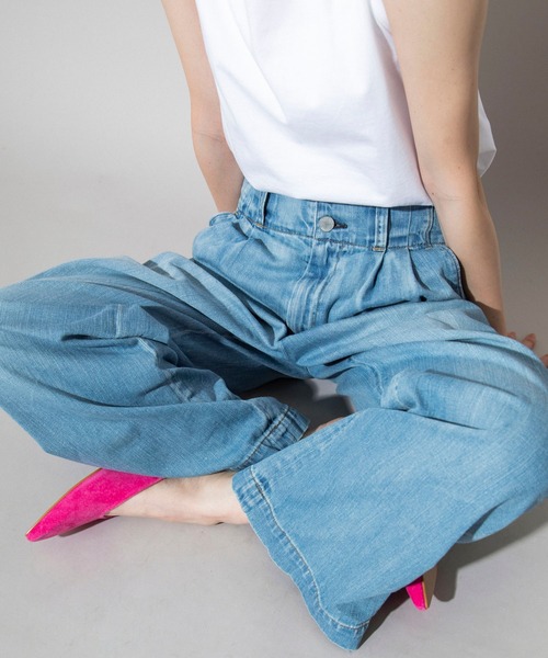 Munich（ミューニック）の「7.5oz ドライブリーチデニム　タックワイドパンツ（デニムパンツ・レディース・インディゴブルー・S/M/XS）」の11枚目の写真