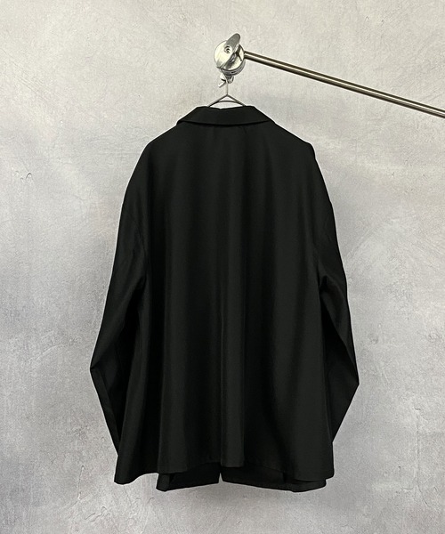 Beno（ビーノ）の「ソフトポリツイル ワイドフレア ルーズシルエット テーラードジャケット（テーラードジャケット・メンズ・ブラック/グレイッシュベージュ/グレイッシュブルー・M/L）」の4枚目の写真