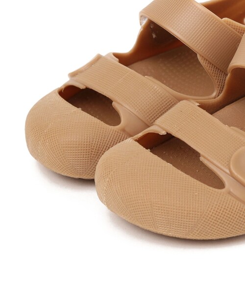 igor(イゴール)の「【WEB限定】igor:12~16cm / BONDI SANDAL SOLID(サンダル・キッズ・ベージュ/ネイビー/オリーブ/ライトオリーブ/ベビーピンク/アイボリー/シルバーグレー・12/15 /13/14/16)」の8枚目の写真