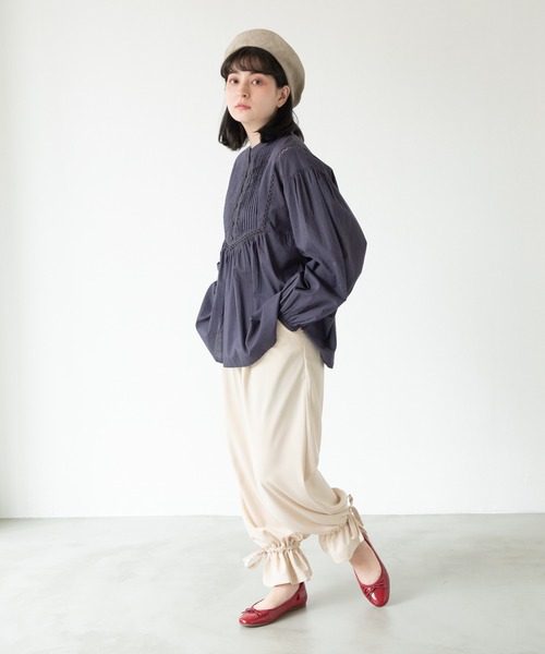 MERLOT（メルロー）の「ピンタッククラシックブラウス（シャツ/ブラウス・レディース・ネイビー/ホワイト・FREE）」の9枚目の写真