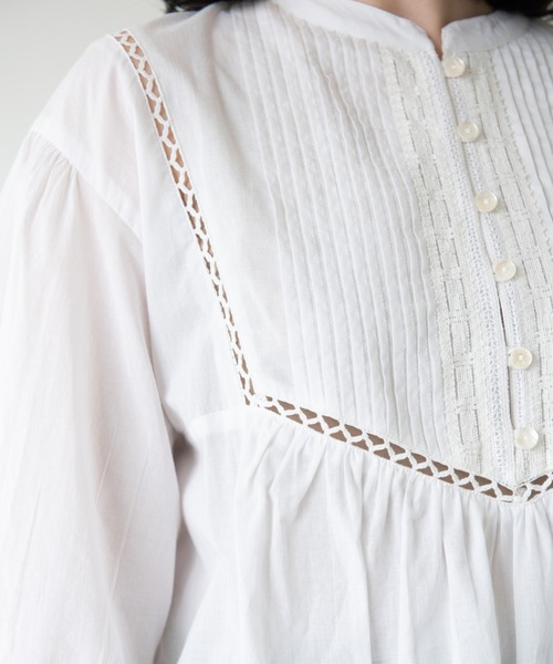 MERLOT（メルロー）の「ピンタッククラシックブラウス（シャツ/ブラウス・レディース・ネイビー/ホワイト・FREE）」の13枚目の写真