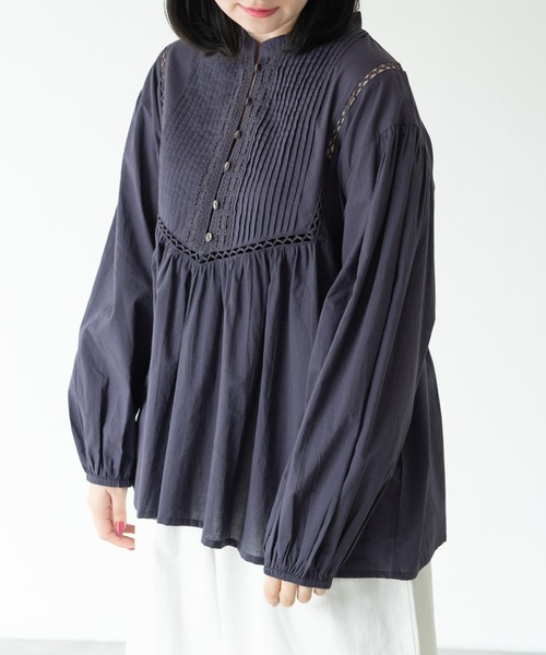 MERLOT（メルロー）の「ピンタッククラシックブラウス（シャツ/ブラウス・レディース・ネイビー/ホワイト・FREE）」の18枚目の写真