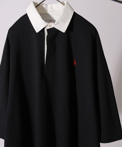 FREAK'S STORE（フリークスストア）の「WEB限定 U.S. POLO ASSN.×FREAK'S STORE/ユーエスポロアッスン 別注 ビッグシルエット SSラガーシャツ/オーバーサイズ（Tシャツ/カットソー・メンズ・ブラック/ベージュ/ネイビー/サックスブルー/ピンク/グリーン/ラベンダー・SMALL/MEDIUM/LARGE）」の2枚目の写真