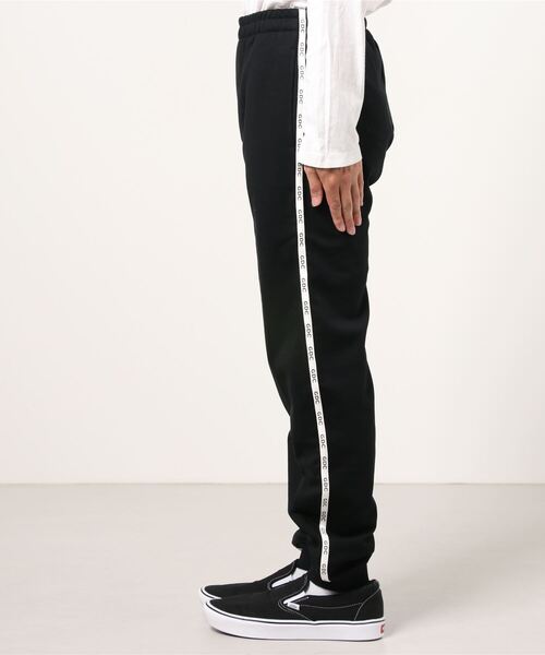GDC(ジーディーシー)の「LOGO PIPING SWEAT PANTS(スウェットパンツ・メンズ・ホワイト/ブラック・FREE)」の6枚目の写真