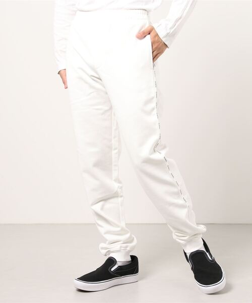GDC(ジーディーシー)の「LOGO PIPING SWEAT PANTS(スウェットパンツ・メンズ・ホワイト/ブラック・FREE)」の10枚目の写真