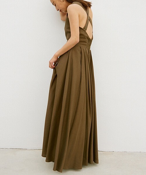 CREDONA（クレドナ）の「バッククロスリネンOP（ワンピース・レディース・カーキ/ホワイト系その他・FREE）」の7枚目の写真