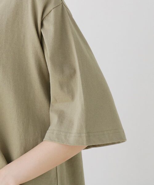 SHOO・LA・RUE（シューラルー）の「◆ロゴTシャツ（Tシャツ/カットソー・レディース・チャコールグレー/オフホワイト/カーキ・02/03/04）」の11枚目の写真