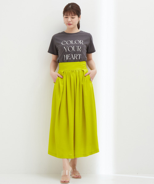 Tiara（ティアラ）の「ギャザーフレアスカート（スカート・レディース・イエロー/ピンク・M/S）」の2枚目の写真