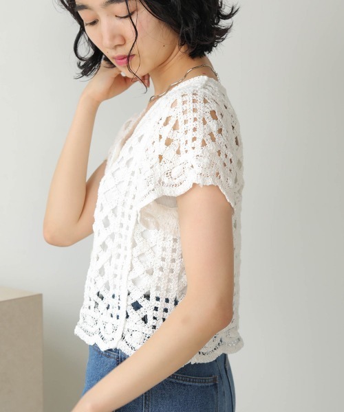 Bab（バブ）の「【WEB限定】モチーフレース半袖カーディガン（カーディガン/ボレロ・レディース・ベージュ/オフホワイト・38）」の4枚目の写真
