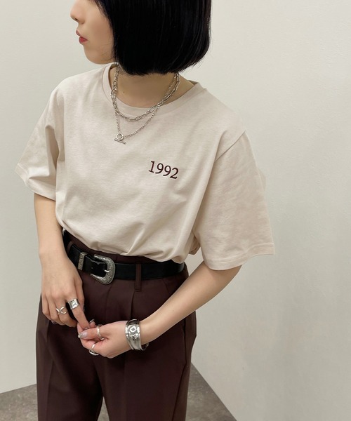 apres jour mignon（アプレジュールミニョン）の「シュエットサイズアソートＴシャツ 【ZOZOTOWN限定アイテム】（Tシャツ/カットソー・レディース・オレンジ/ブラック/ホワイト系その他/アイボリー/その他/ブラック系その他2/オフホワイト/ブラック系その他/ホワイト系その他2/ホワイト系その他4/ホワイト系その他3/グリーン・X-LARGE/フリー）」の20枚目の写真