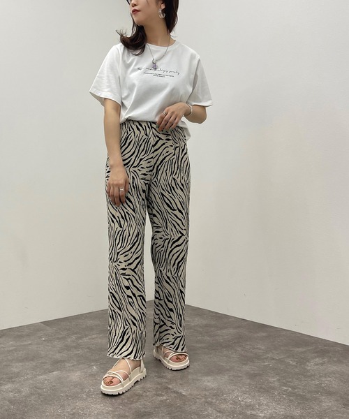 apres jour mignon（アプレジュールミニョン）の「シュエットサイズアソートＴシャツ 【ZOZOTOWN限定アイテム】（Tシャツ/カットソー・レディース・オレンジ/ブラック/ホワイト系その他/アイボリー/その他/ブラック系その他2/オフホワイト/ブラック系その他/ホワイト系その他2/ホワイト系その他4/ホワイト系その他3/グリーン・X-LARGE/フリー）」の17枚目の写真