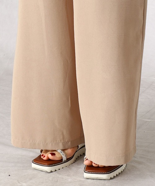 Comme　Ca　Mature（コムサマチュア）の「クリンクル加工　ワイドパンツ（その他パンツ・レディース・ベージュ/キャメル/チャコール・FREE）」の14枚目の写真