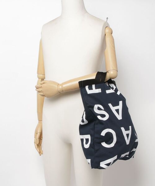 SFW（エスエフダブリュー）の「英文字柄 トート＆ショルダーバッグ（トートバッグ・レディース・ベージュ/ネイビー/カーキ・FREE）」の7枚目の写真