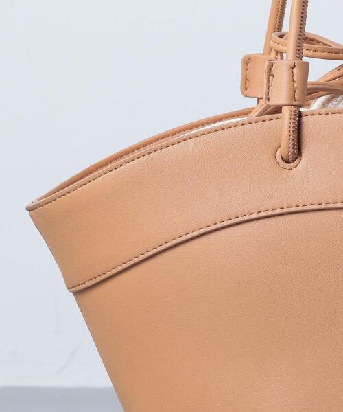 UNITED ARROWS（ユナイテッドアローズ）の「UWFM コード ラウンド トートバッグ◆（トートバッグ・レディース・ブラック/ベージュ・FREE）」の17枚目の写真