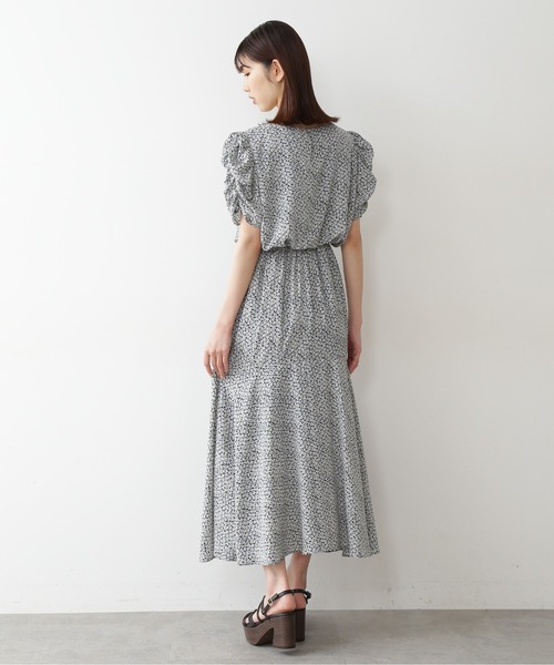 FREE'S MART（フリーズマート）の「◇小花柄ボリュームスリーブマーメイドワンピース（ワンピース・レディース・ホワイト系その他/ブラック系その他/グリーン系その他・FREE）」の13枚目の写真