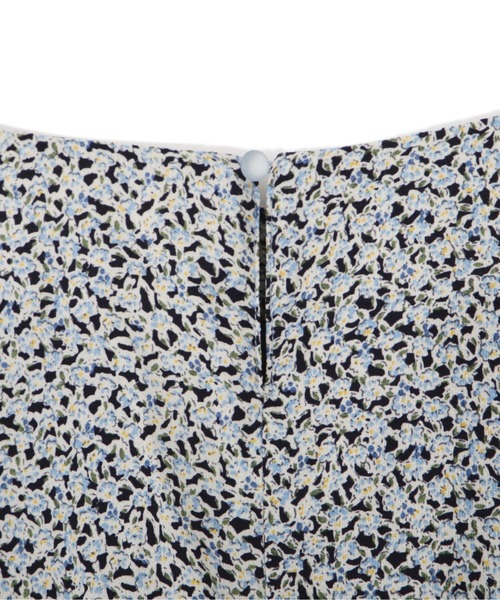 FREE'S MART（フリーズマート）の「◇小花柄ボリュームスリーブマーメイドワンピース（ワンピース・レディース・ホワイト系その他/ブラック系その他/グリーン系その他・FREE）」の17枚目の写真