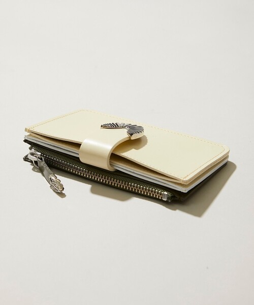 TOGA PULLAレザー ミニウォレット クロコ型押し ホワイト カードケース TOGA PULLAレザー ミニウォレット クロコ型押し ホワイト カード