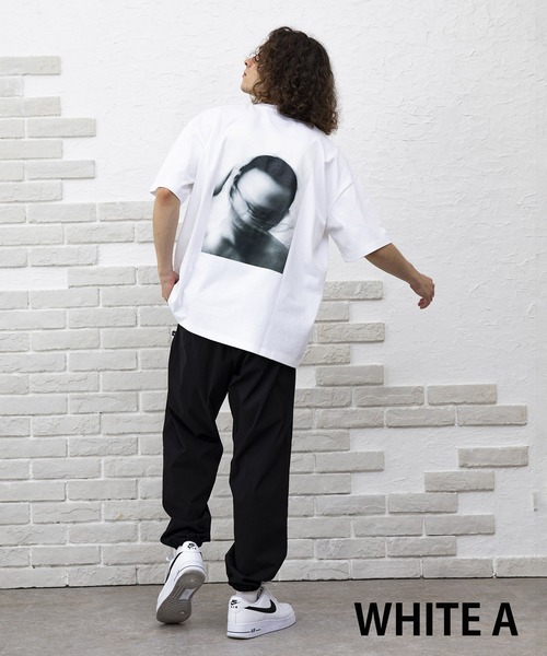 NIDO（ニド）の「バックプリントBIG Tシャツ（Tシャツ/カットソー・メンズ・ホワイト/ブラック/ホワイト系その他2/ブラック系2・MEDIUM/LARGE）」の5枚目の写真