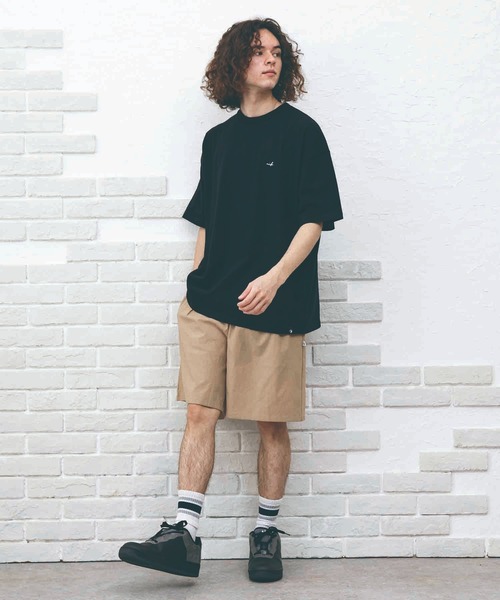 NIDO（ニド）の「バックプリントBIG Tシャツ（Tシャツ/カットソー・メンズ・ホワイト/ブラック/ホワイト系その他2/ブラック系2・MEDIUM/LARGE）」の19枚目の写真