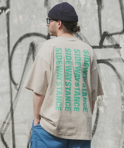 SIDEWAY STANCE（サイドウェイスタンス）の「【SIDEWAY STANCE】プリント ビッグシルエット 半袖Tシャツ（Tシャツ/カットソー・メンズ・パープル/パープル系その他/ホワイト系その他2/ホワイト/ブラック系その他2/ブラック系その他/ホワイト系その他/グレイッシュベージュ/ブラック・LARGE/MEDIUM/X-LARGE）」の19枚目の写真