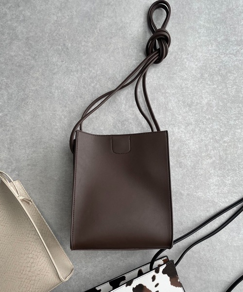 AS KNOW AS plus（アズノゥアズプラス）の「☆スクエアミニショルダーバッグ 【ZOZOTOWN限定アイテム】（ショルダーバッグ・レディース・ブラック/ブラック系その他/ブラウン/その他/アイボリー/ライトベージュ・FREE）」の4枚目の写真