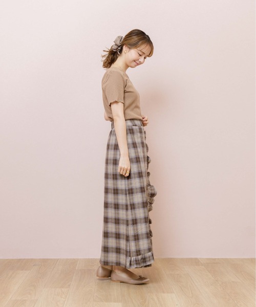 flower（フラワー）の「ムードチェックスカート（スカート・レディース・ベージュ/ブラウン・FREE）」の14枚目の写真