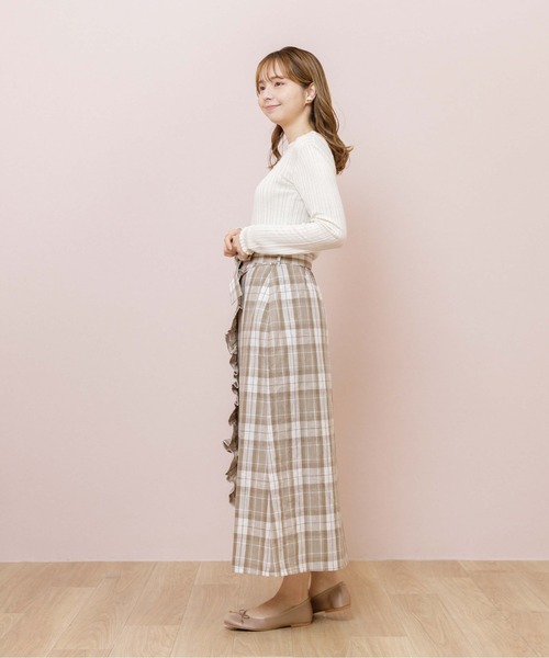 flower（フラワー）の「ムードチェックスカート（スカート・レディース・ベージュ/ブラウン・FREE）」の6枚目の写真