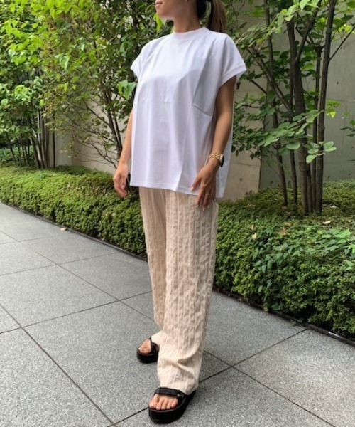 PIPING HOT FUTURE(パイピングホットフューチャー)の「MOCK NECK T-SHIRTS(Tシャツ/カットソー・レディース・ホワイト/ブラック/ブラウン・SMALL/MEDIUM/LARGE)」の6枚目の写真