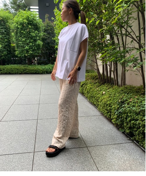 PIPING HOT FUTURE(パイピングホットフューチャー)の「MOCK NECK T-SHIRTS(Tシャツ/カットソー・レディース・ホワイト/ブラック/ブラウン・SMALL/MEDIUM/LARGE)」の18枚目の写真