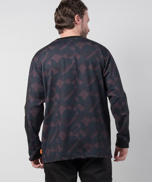 +phenix(プラスフェニックス)の「+phenix(プラスフェニックス) Stretch Pocket Tee(Tシャツ/カットソー・メンズ・ホワイト/ブラック/カーキ/ホワイト×グレー・S/M/L/XL/XXL)」の20枚目の写真