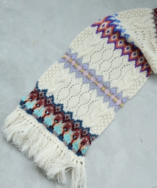 cardo fabrica（カルドファブリカ）の「ケーブル×編み込み柄ハンドニットマフラー（マフラー・レディース・キナリ・FREE）」の17枚目の写真