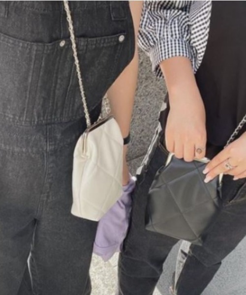 KOBE LETTUCE（コウベレタス）の「キルティングがま口ミニショルダーバッグ（ショルダーバッグ・レディース・ホワイト/ブラック/ベージュ/ミント・FREE）」の3枚目の写真