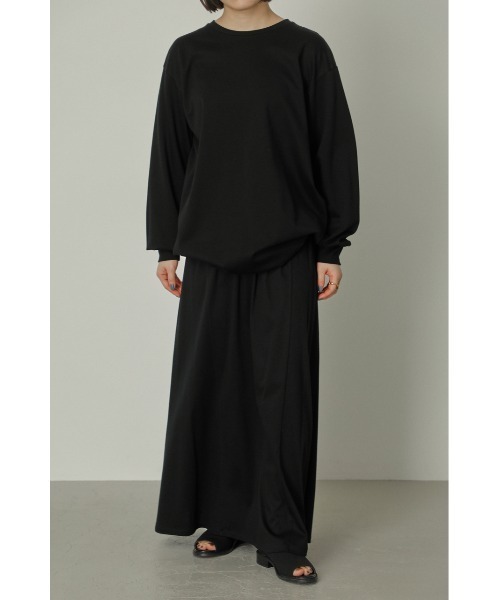 RIM.ARK（リムアーク）の「Back volume skirt set up（サロペット/オーバーオール・レディース・ブラック/ダークグリーン/ライトベージュ・FREE）」の21枚目の写真