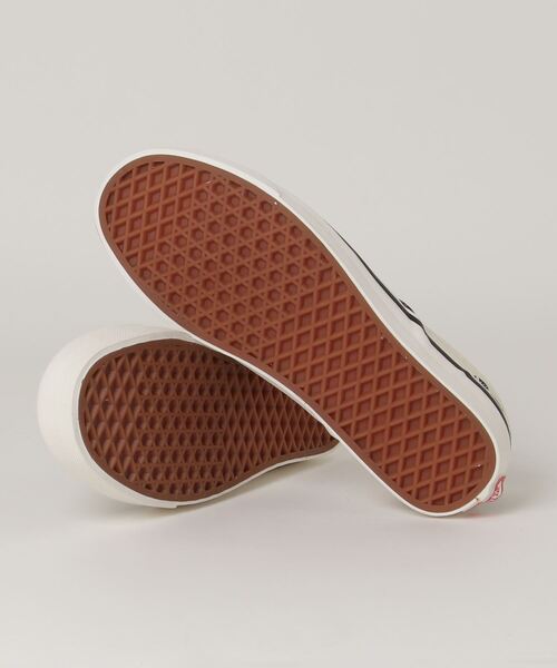 VANS(バンズ)の「VANS/CLASSIC SLIP-ON 98 DX(スリッポン・メンズ・その他1・9/8/8.5)」の2枚目の写真