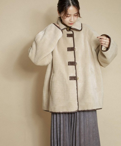 KBF（ケイビーエフ）の「パイピングボアジャケット（その他アウター・レディース・ブラック/アイボリー・ONE）」の11枚目の写真