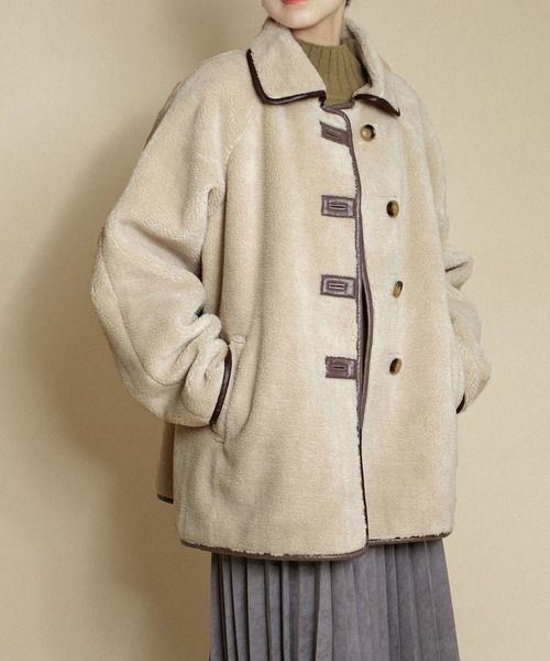 KBF（ケイビーエフ）の「パイピングボアジャケット（その他アウター・レディース・ブラック/アイボリー・ONE）」の4枚目の写真