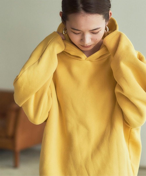 titivate（ティティベイト）の「裏起毛プルオーバーパーカー（パーカー・レディース・ブラウン/オフホワイト/イエロー/チャコール・S/M）」の4枚目の写真