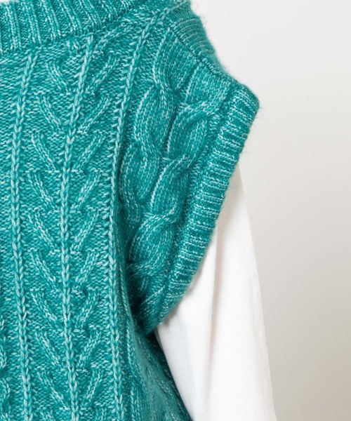 DuKKah(デュカ)の「Dukkah/VネックケーブルBIGベスト(ベスト・レディース・ブラック/グリーン・X-SMALL)」の14枚目の写真