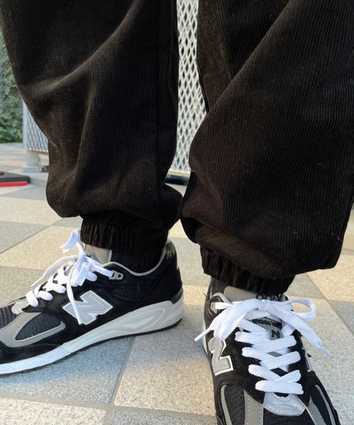 WHO'S WHO gallery(フーズフーギャラリー)の「COOPER FACTコーデュロイトラックパンツ(その他パンツ・メンズ・ブラック/ベージュ/ネイビー/グリーン・FREE)」の7枚目の写真