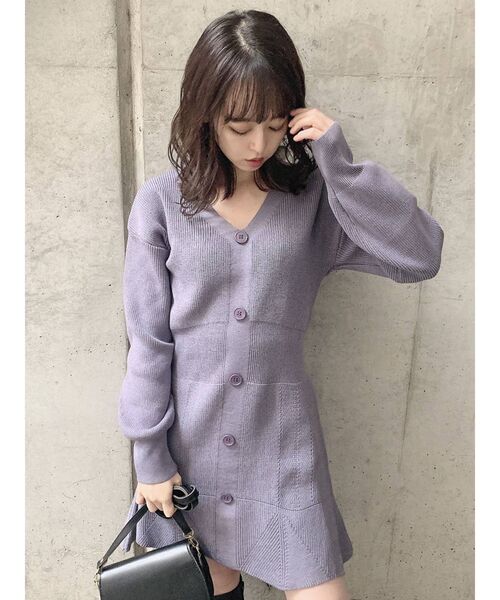 dazzlin(ダズリン)の「マーメイドニットVネックワンピース(ワンピース・レディース・オレンジ/ブルー/モカ・SMALL/MEDIUM)」の13枚目の写真