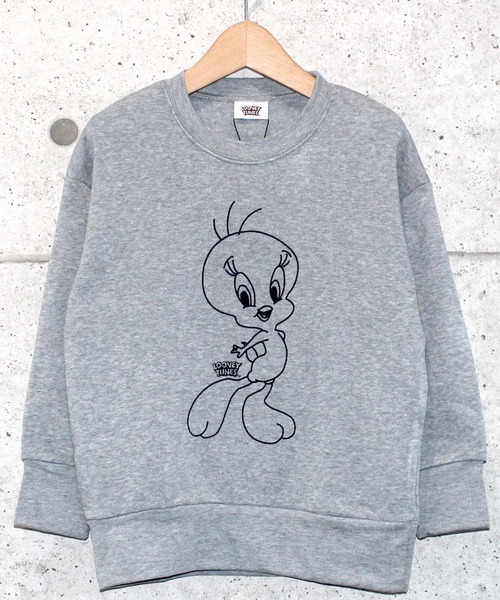 THE CASUAL（カジュアル）の「ルーニー・テューンズ プリント BIG クルーネック トレーナー キッズ（スウェット・キッズ・ブラック/ラベンダー/オフホワイト/杢グレー/モカ/ミント・110cm/130cm/150cm/120cm/140cm/160cm）」の4枚目の写真