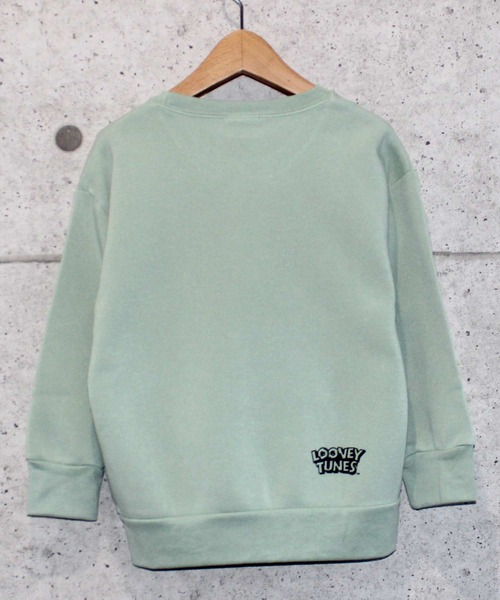 THE CASUAL（カジュアル）の「ルーニー・テューンズ プリント BIG クルーネック トレーナー キッズ（スウェット・キッズ・ブラック/ラベンダー/オフホワイト/杢グレー/モカ/ミント・110cm/130cm/150cm/120cm/140cm/160cm）」の17枚目の写真
