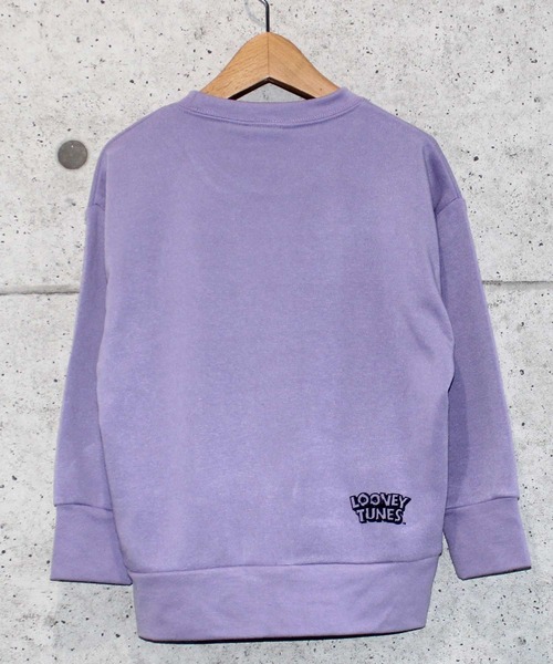 THE CASUAL（カジュアル）の「ルーニー・テューンズ プリント BIG クルーネック トレーナー キッズ（スウェット・キッズ・ブラック/ラベンダー/オフホワイト/杢グレー/モカ/ミント・110cm/130cm/150cm/120cm/140cm/160cm）」の16枚目の写真