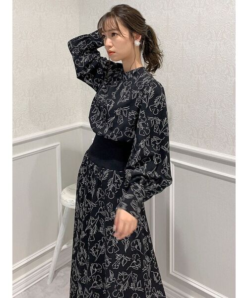 dazzlin(ダズリン)の「ラインアートリブワンピース(ワンピース・レディース・ブラック/グレー/アイボリー・FREE)」の5枚目の写真