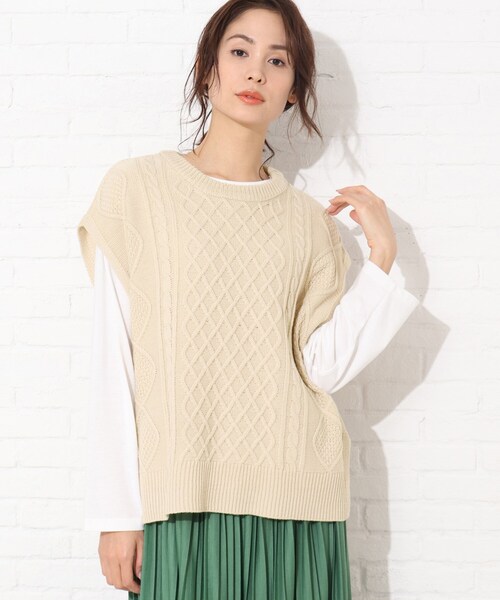 Cutie Blonde（キューティーブロンド）の「◆【S-L/2点セット】ケーブル編みベスト+Tシャツ（その他トップス・レディース・ナチュラル/レモンイエロー/ブラック・01/03/02）」の13枚目の写真