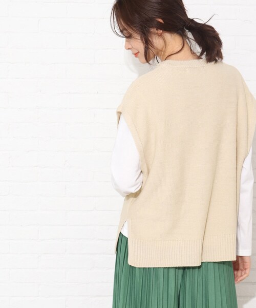 Cutie Blonde（キューティーブロンド）の「◆【S-L/2点セット】ケーブル編みベスト+Tシャツ（その他トップス・レディース・ナチュラル/レモンイエロー/ブラック・01/03/02）」の5枚目の写真