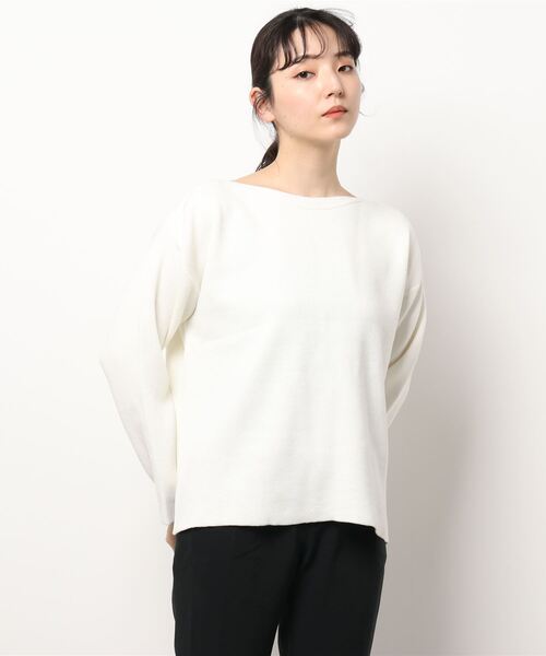 Te chichi TERRASSE(テチチテラス)の「ダブルジャカードサイドボタンニット(ニット/セーター・レディース・オフホワイト/グリーン/ネイビー/ラベンダー・フリ-)」の2枚目の写真