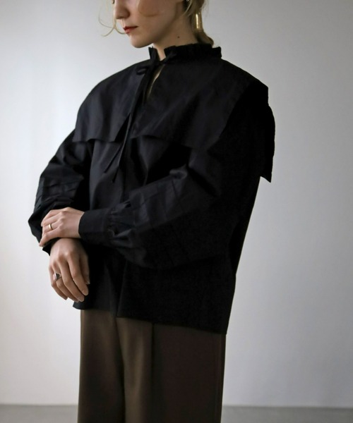 UNFIELD（アンフィールド）の「【UNFIELD】ボリュームスリーブセーラーカラーブラウス（シャツ/ブラウス・レディース・オフホワイト/ブラック・FREE）」の8枚目の写真